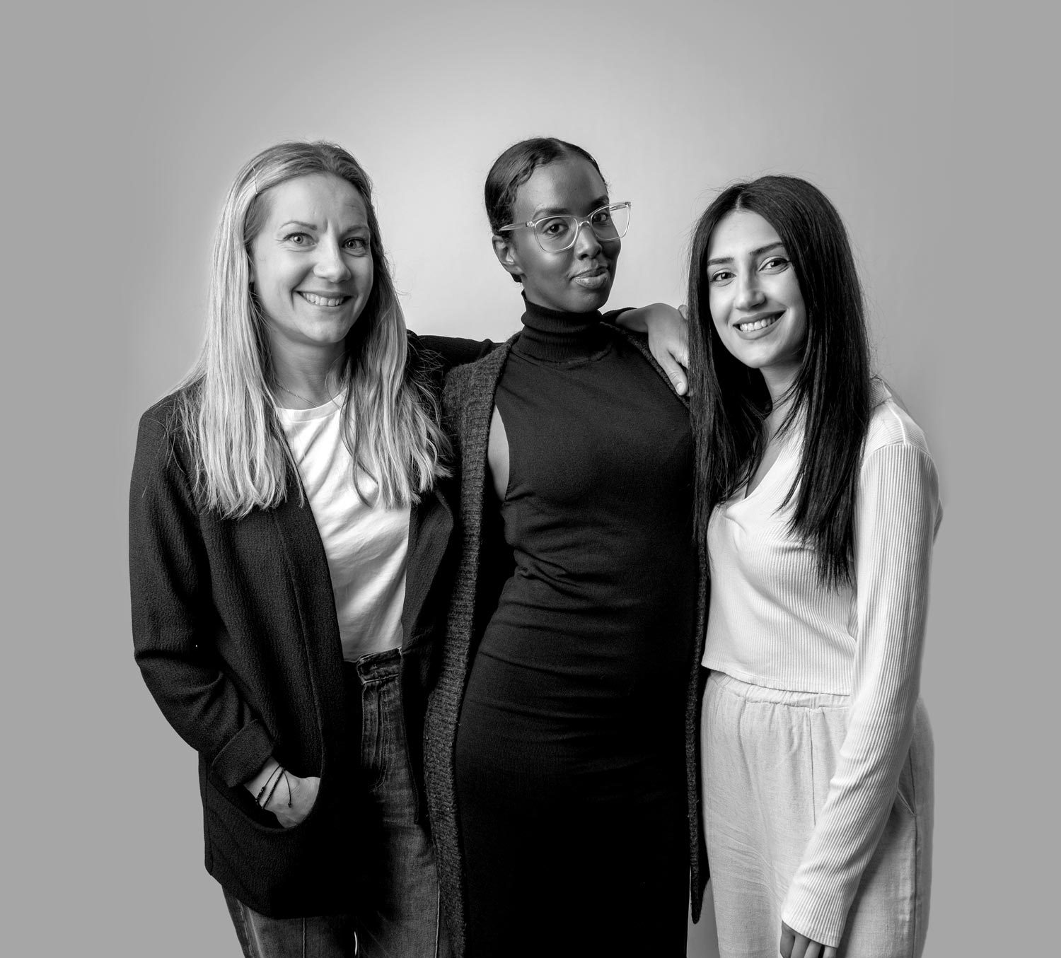 Laila Karam, Sofia Bruce och Roda Hussein